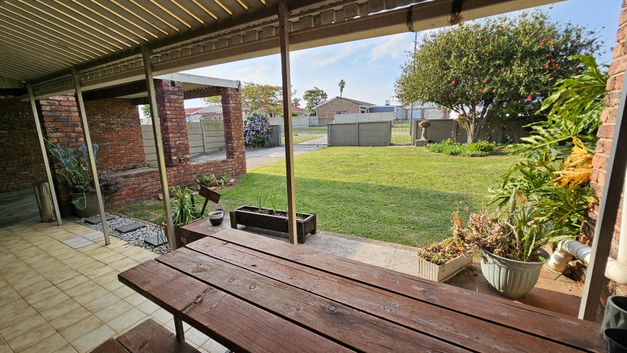 2 Bedroom Property for Sale in Rowallan Park Eastern Cape